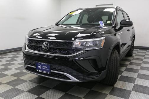 2023 Volkswagen Taos 1.5T SE