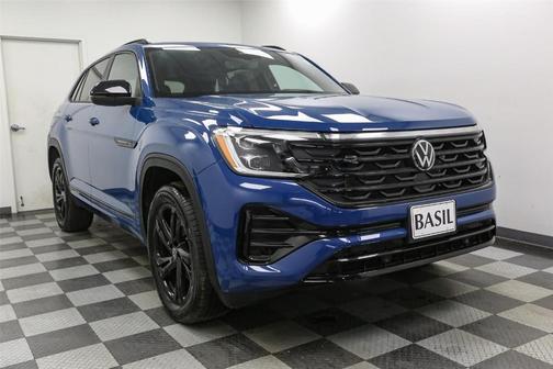 2026 Volkswagen Atlas Cross Sport 2.0T SEL R-Line Black