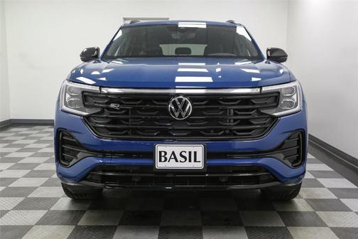 2026 Volkswagen Atlas Cross Sport 2.0T SEL R-Line Black