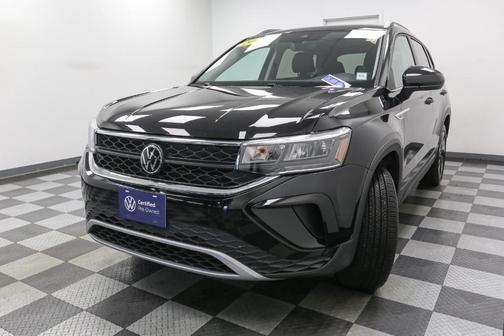 2024 Volkswagen Taos 1.5T SE