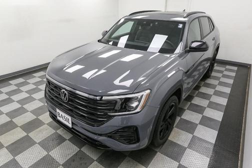 2026 Volkswagen Atlas Cross Sport 2.0T SEL R-Line Black