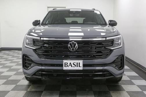 2026 Volkswagen Atlas Cross Sport 2.0T SEL R-Line Black
