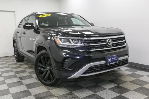 2023 Volkswagen Atlas Cross Sport 2.0T SE w/Technology