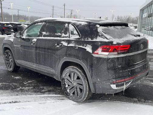 2023 Volkswagen Atlas Cross Sport 2.0T SE w/Technology