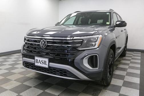 Pure Gray 2026 Volkswagen Atlas 2.0T Peak Edition