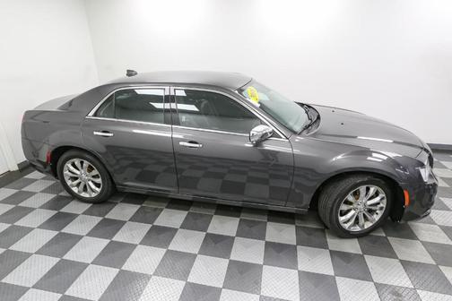2018 Chrysler 300 Limited