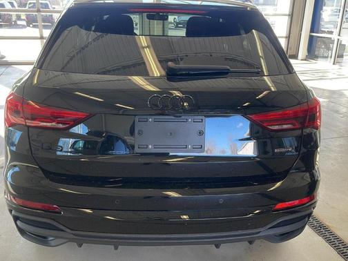 2025 Audi Q3 45 S line Premium