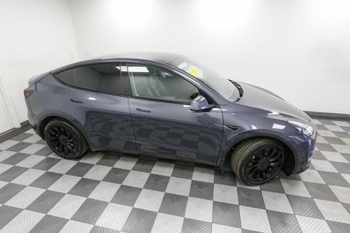 Midnight Silver Metallic 2021 Tesla Model Y Long Range