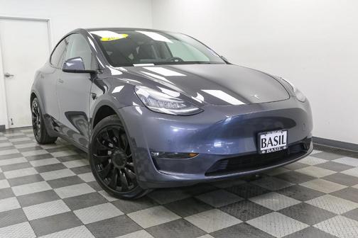 Midnight Silver Metallic 2021 Tesla Model Y Long Range