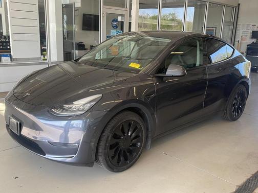 Midnight Silver Metallic 2021 Tesla Model Y Long Range
