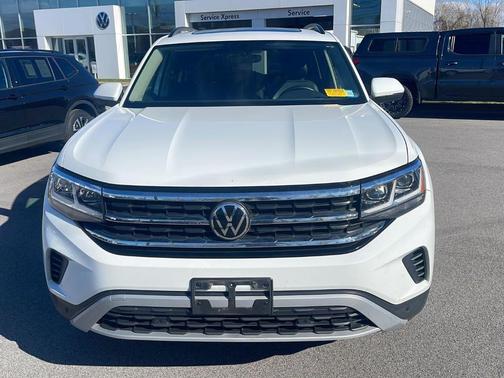 2022 Volkswagen Atlas 3.6L SE w/Technology
