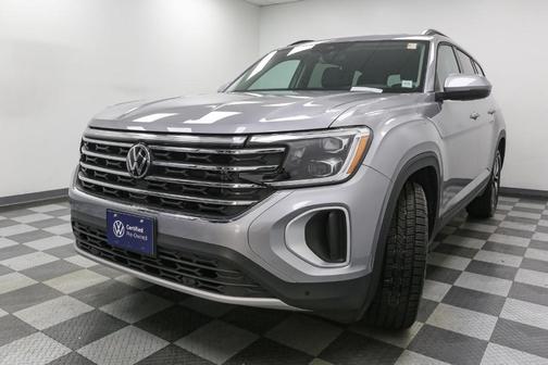 2025 Volkswagen Atlas 2.0T SE