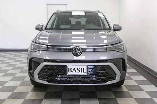 Platinum Gray Metallic 2026 Volkswagen Taos 1.5T SEL
