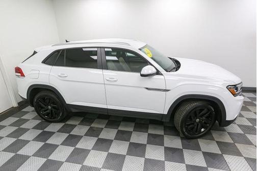 2023 Volkswagen Atlas Cross Sport 3.6L V6 SE w/Technology