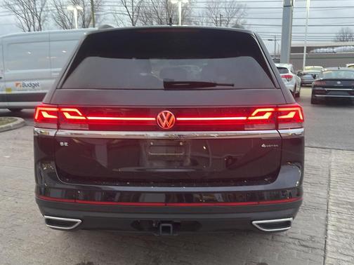 2024 Volkswagen Atlas 2.0T SE