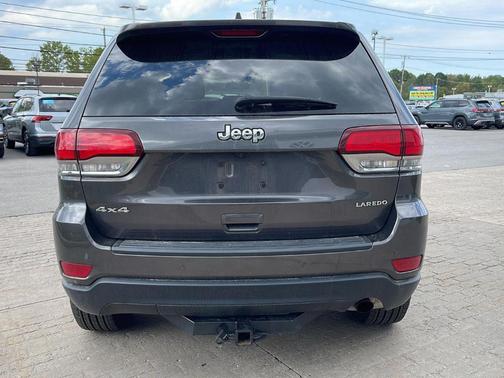 2021 Jeep Grand Cherokee Laredo X