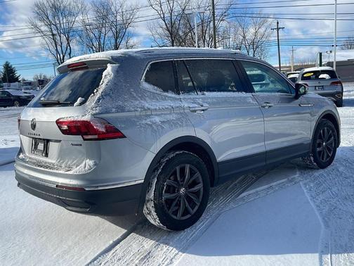 2023 Volkswagen Tiguan 2.0T SE