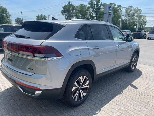 2024 Volkswagen Atlas Cross Sport 2.0T SE