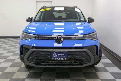 2025 Volkswagen Taos 1.5T SE Black