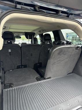2024 Volvo XC90 B5 Core Bright Theme
