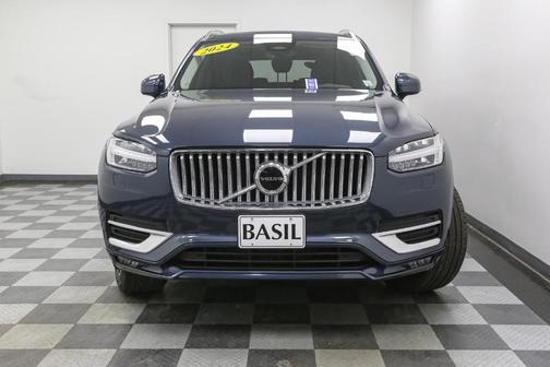 2024 Volvo XC90 B5 Core Bright Theme