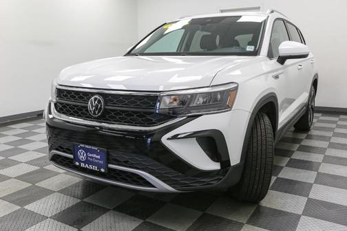 2024 Volkswagen Taos 1.5T SE