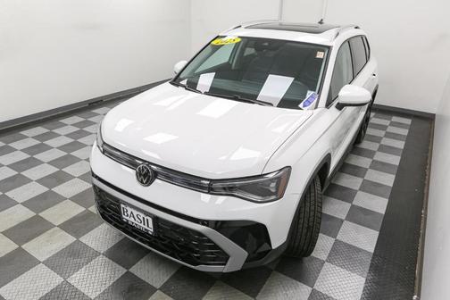 2025 Volkswagen Taos 1.5T SEL