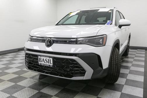 2025 Volkswagen Taos 1.5T SEL