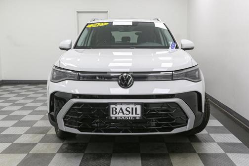 2025 Volkswagen Taos 1.5T SEL
