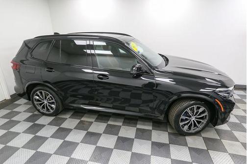 2023 BMW X5 M50i