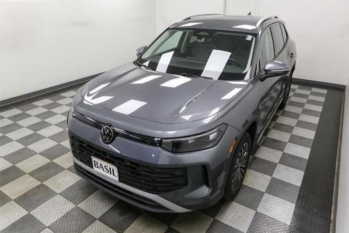 Platinum Gray Metallic 2026 Volkswagen Tiguan 2.0T S