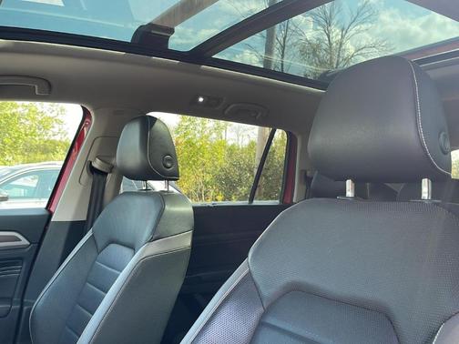 2021 Volkswagen Atlas 3.6L SEL Premium