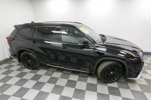 2026 Toyota Highlander XSE