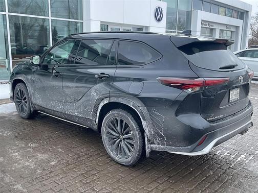 2026 Toyota Highlander XSE