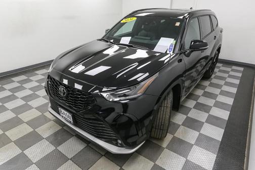 2026 Toyota Highlander XSE