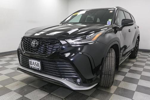 2026 Toyota Highlander XSE