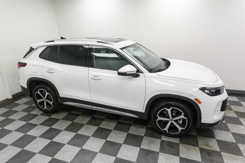 Pure White 2026 Volkswagen Tiguan 2.0T SE