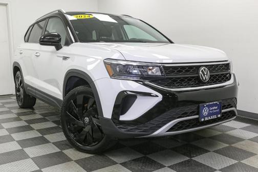 2024 Volkswagen Taos 1.5T SE