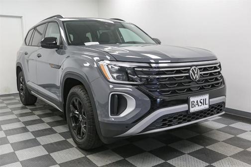 2025 Volkswagen Atlas 2.0T Peak Edition