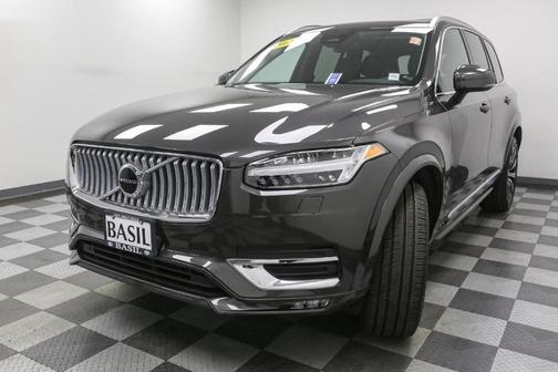 2024 Volvo XC90 B5 Core Bright Theme
