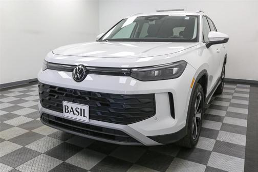 2025 Volkswagen Tiguan 2.0T SE