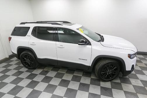 Summit White 2023 GMC Acadia SLE