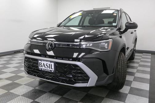 2025 Volkswagen Taos 1.5T SEL