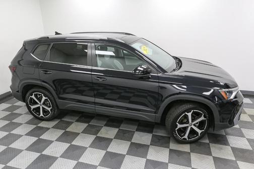 2025 Volkswagen Taos 1.5T SEL