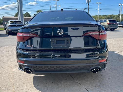 2022 Volkswagen Jetta GLI 2.0T Autobahn