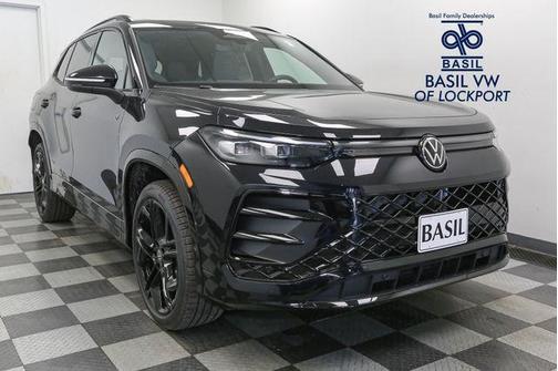 2025 Volkswagen Tiguan 2.0T SE R-Line Black