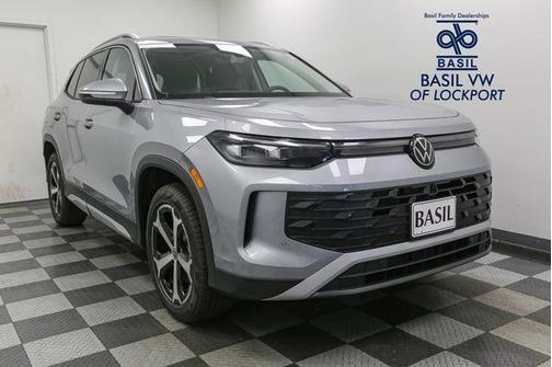 2025 Volkswagen Tiguan 2.0T SE