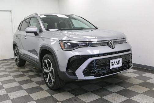 Pyrite Silver Metallic 2026 Volkswagen Taos 1.5T SEL