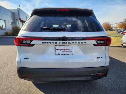 2026 Toyota Grand Highlander XLE
