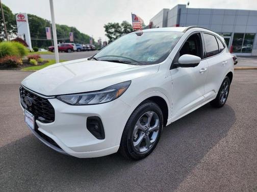 2023 Ford Escape ST-Line Select